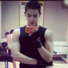 เจมส์ จิรายุ เล่นบทเเทน เคน ใน สุภาพบุรุษจุฑาเทพ