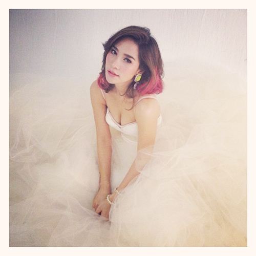 แฟชั่น Dip-Dye Hair เทรนด์จุ่มสีที่ปลายผมสุดฮิต