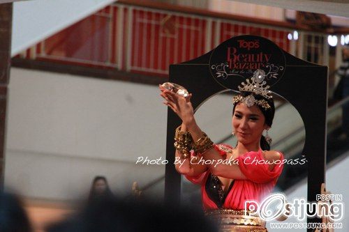 only Aum she is the most popular person.4