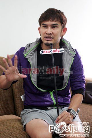 &ldquo;อั้ม&rdquo;ของขึ้น&ldquo;พจน์&rdquo;แขวะซื้อกระเป๋าหรูแทนที่จะเอาเงินไปทำบุญ