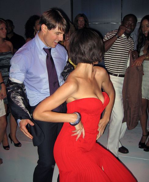 ช็อกวงการ ! เคที โฮล์มส์ ประกาศหย่า ทอม ครูซ