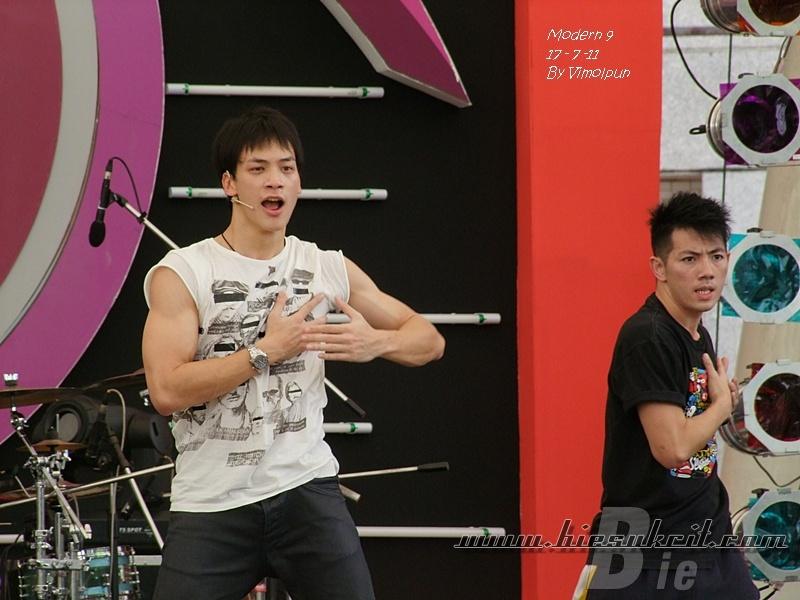 ดาราไม่แต่งหน้าใสๆ :)