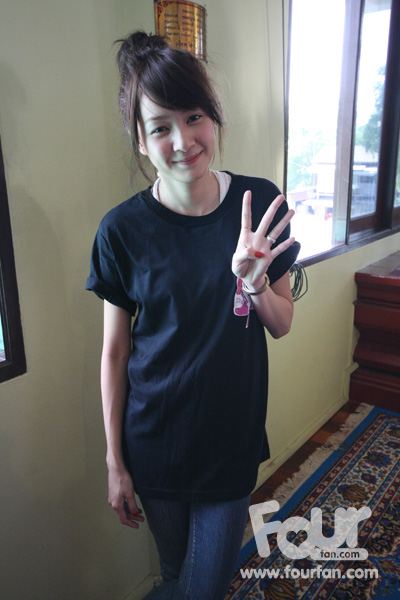 ดาราไม่แต่งหน้าใสๆ :)