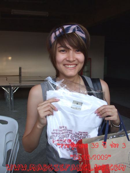 ดาราไม่แต่งหน้าใสๆ :)