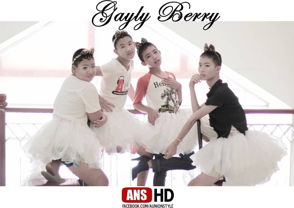 กลับมาอีกแล้ว Gayly Berry สยบ Girly berry แรงง