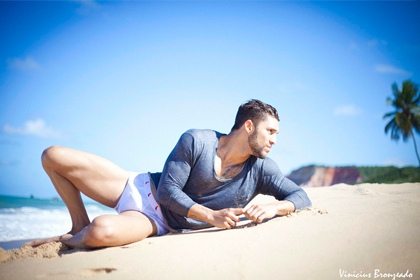 Roger Monssores by Vinicius Bronzeado