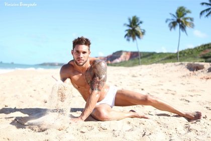 Roger Monssores by Vinicius Bronzeado