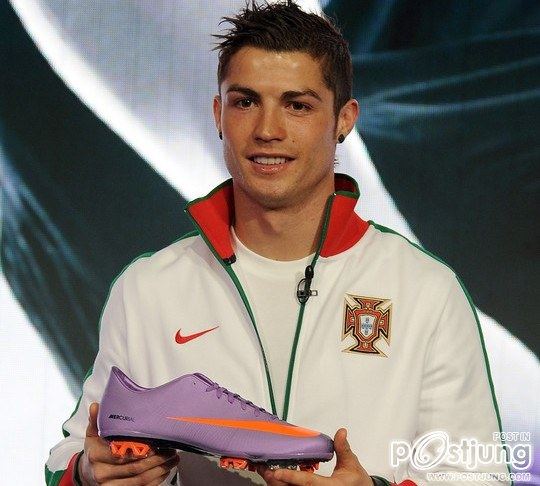 7 คริสเตียโน โรนัลโด (Cristiano Ronaldo) โปรตุเกส