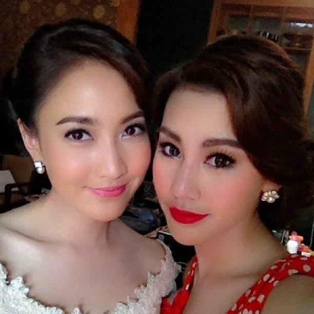 เจ้าหญิงสร้อยฟ้า(แต้ว) - หม่อมหลวงศินีนุช(ดาว)