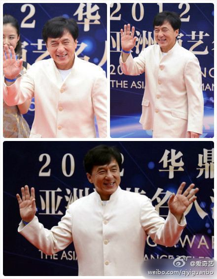 ( T-wind) ป้อง ณวัฒน์ และ แพน เค้ก เขม นิจ คว้ารางวัลที่จีนงาน Huading 2012