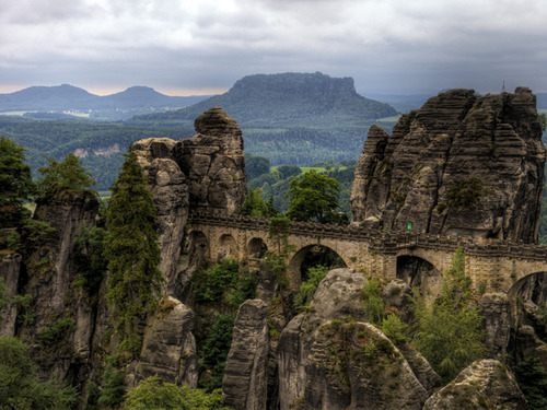 โลกนี้ช่างสวยงาม ๐๖