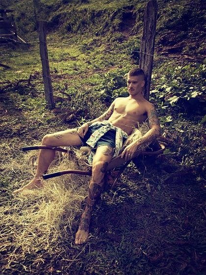 Mateus Verdelho for Revista Junior No.40