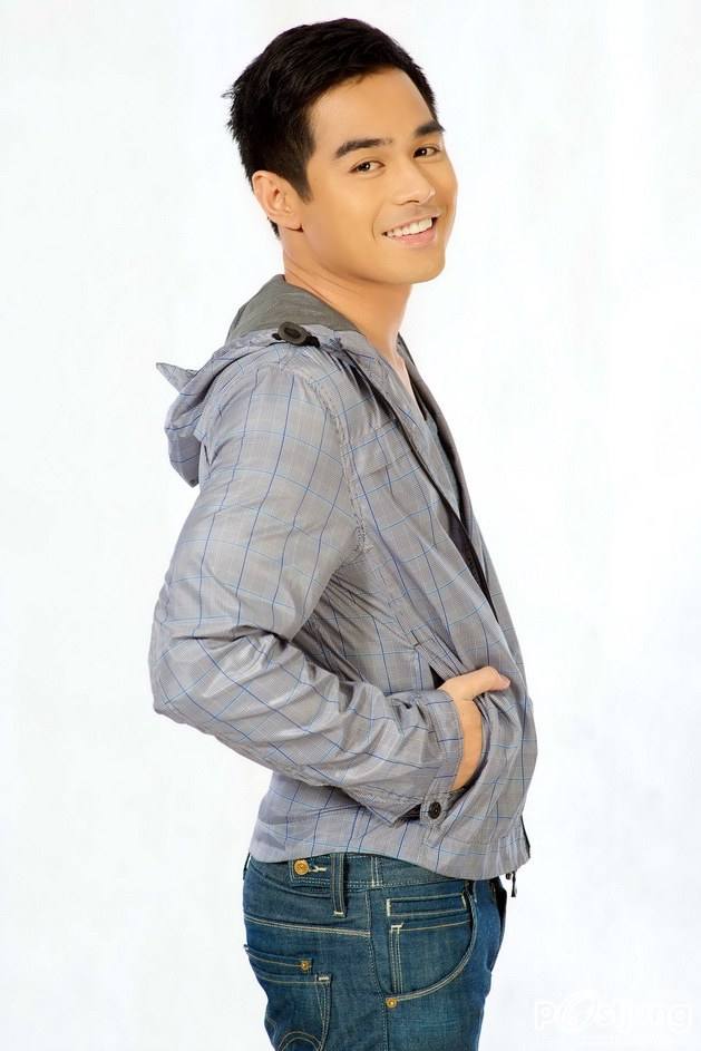 รอยยิ้มริมฝีปาก