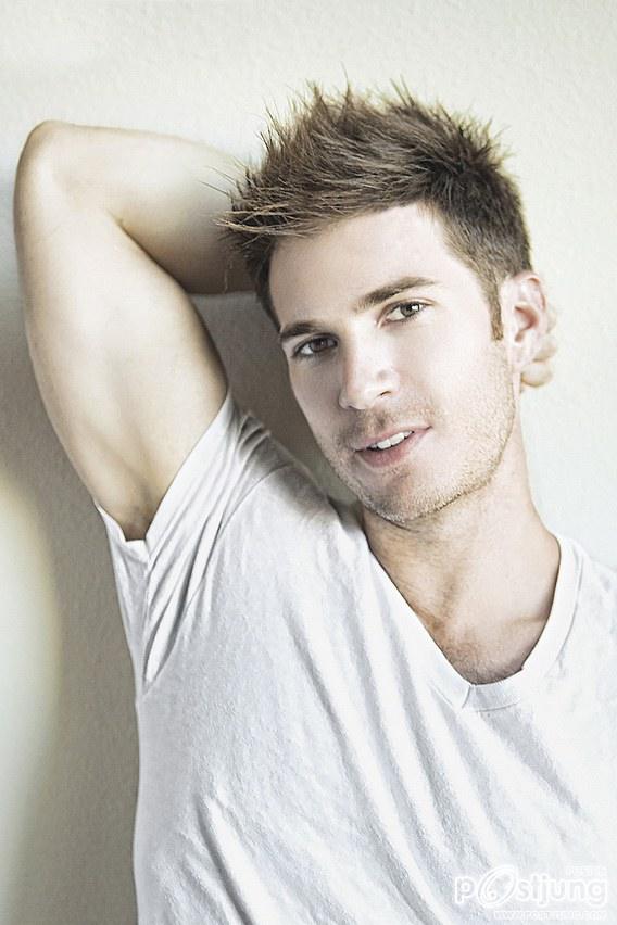 รอยยิ้มริมฝีปาก