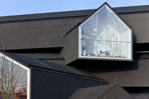 VitraHaus: A Building With Many Views
