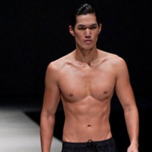 หุ่นหล่อกว่าหน้า