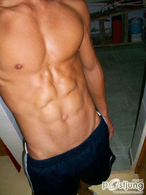 หุ่นหล่อกว่าหน้า