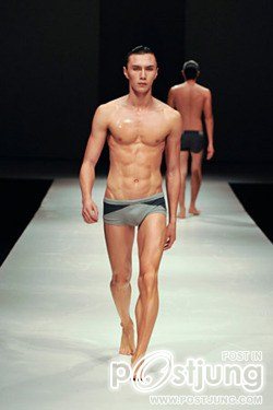 หุ่นหล่อกว่าหน้า