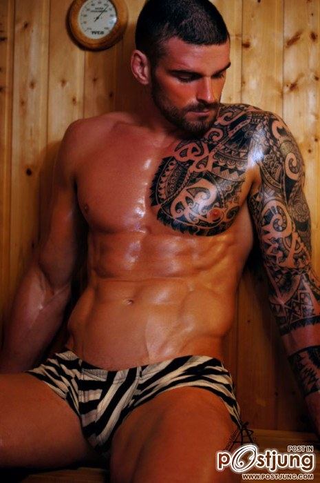 หน้าอกแน่นๆ02