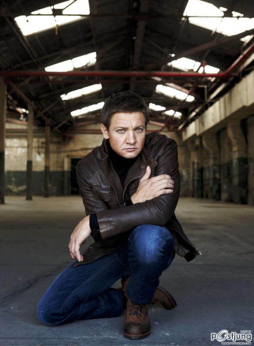 Jeremy renner @ Esquire US August 2012