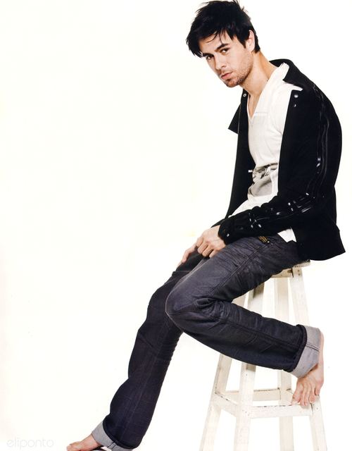 นี่ก้อเทพ