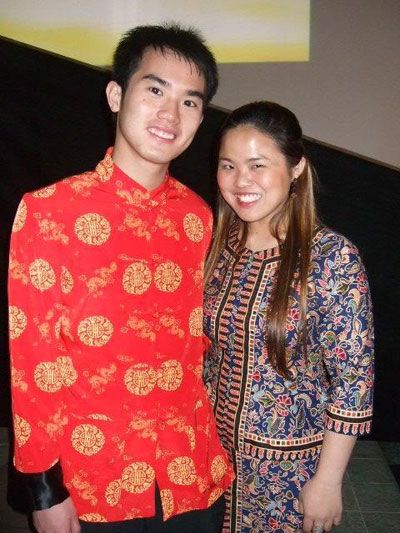 ชุดเกบาย่า - ประเทศสิงคโปร์