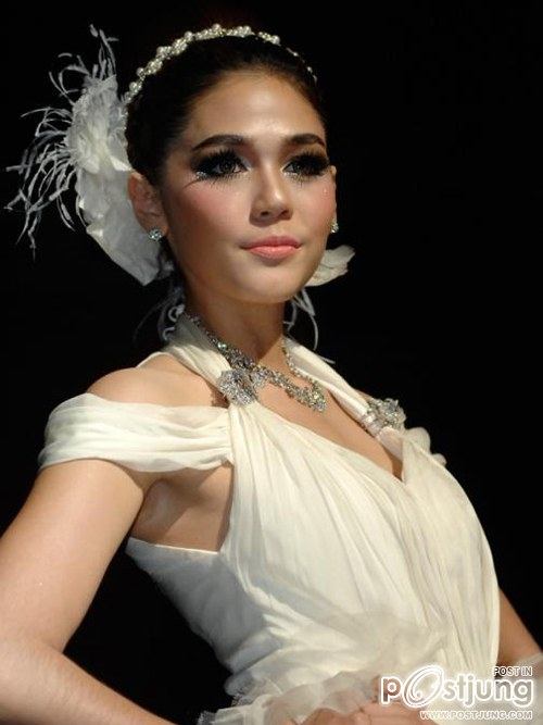 เธอเริ่ดมากๆ