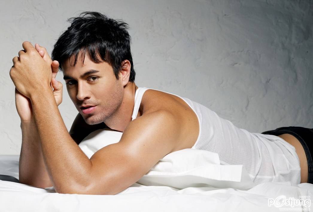 Enrique หล่อหัวจรดเท้า