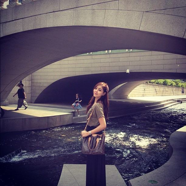 นิวเคลีย หรรษา Instagram