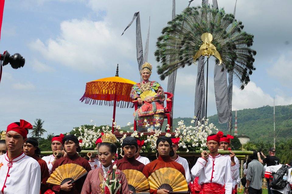 พิธีไหว้ครูวิจิตรศิลป์ มช. 2555