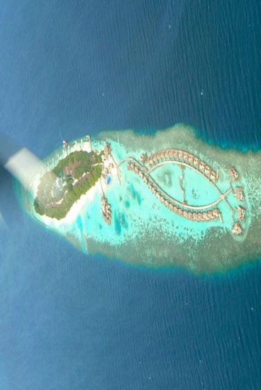 เกาะหน้ากาก หนึ่งในบรรดาหมู่เกาะมัลดีฟส์