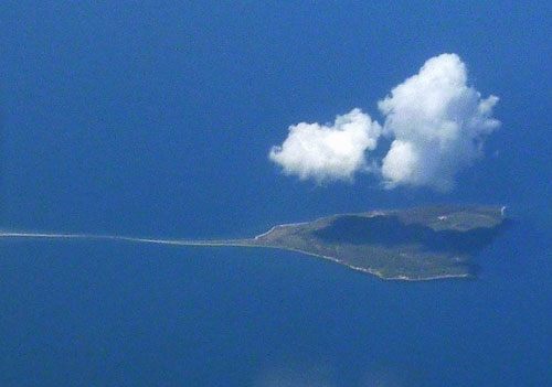 เกาะกระเบน คือเกาะ Æbelø ของประเทศเดนมาร์ก