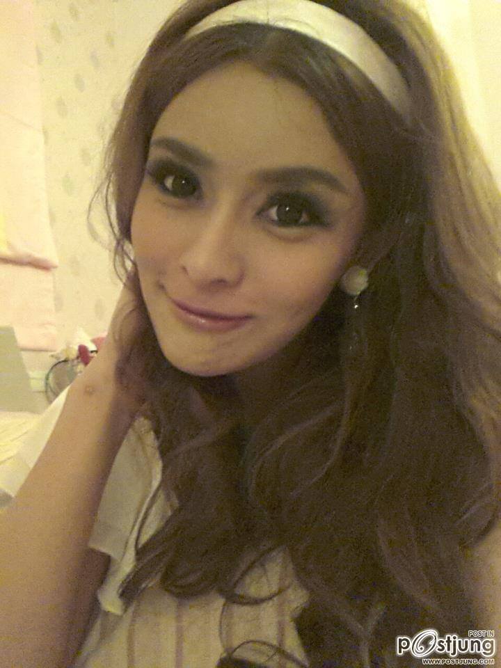 วันริสา เนมิราช   หรือ นก ตีสิบ Instagram