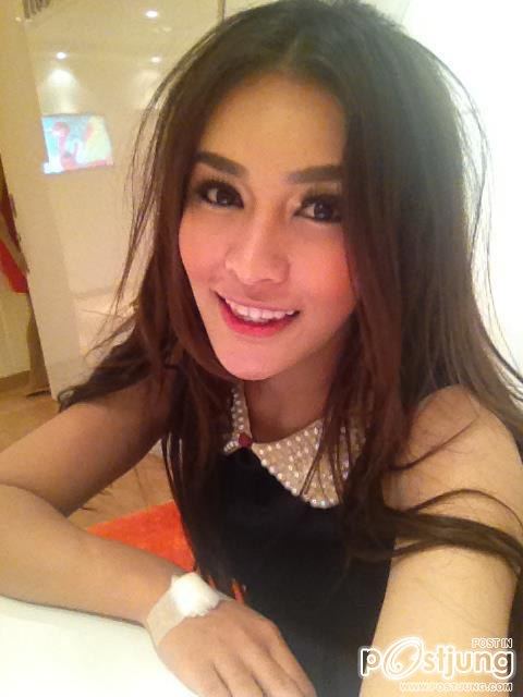 วันริสา เนมิราช   หรือ นก ตีสิบ Instagram