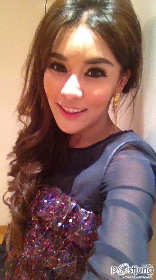 วันริสา เนมิราช   หรือ นก ตีสิบ Instagram