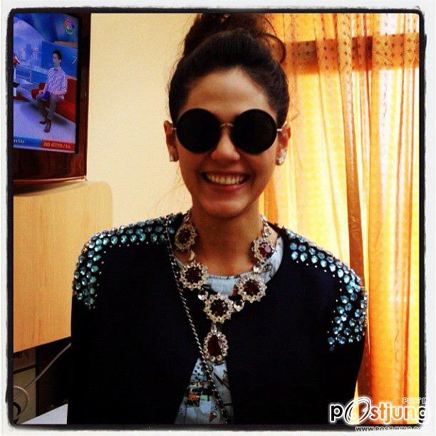 รวมแว่นตาสุดเลิศของชมพู่ อารยา