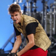 Justin at MTV World Stage in Malaysia (14.07.2012)