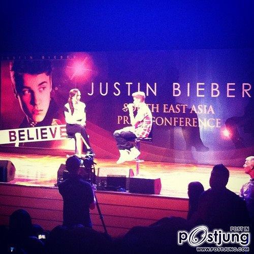 Justin at his press conference in Malaysia (14.07.2012)