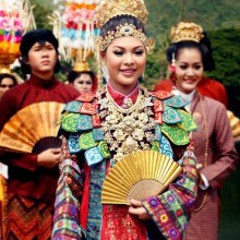 Peranakan national costume