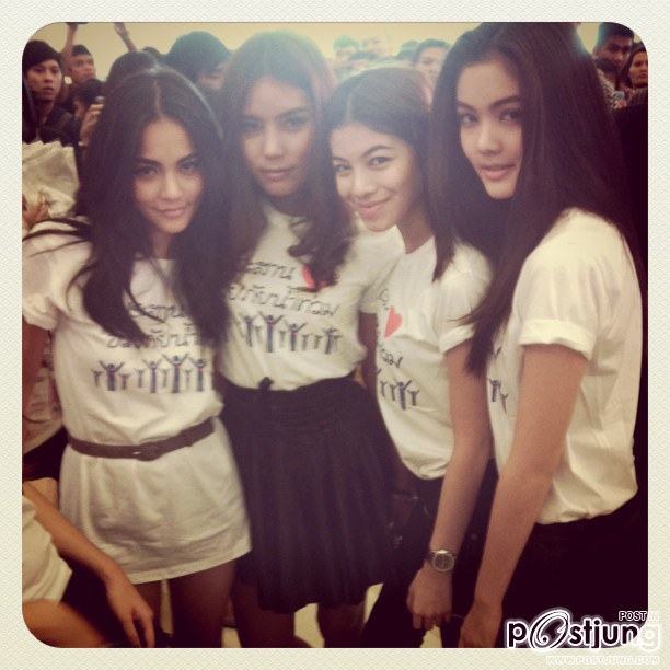 แคทน่ารักที่สุดค่ะ :)