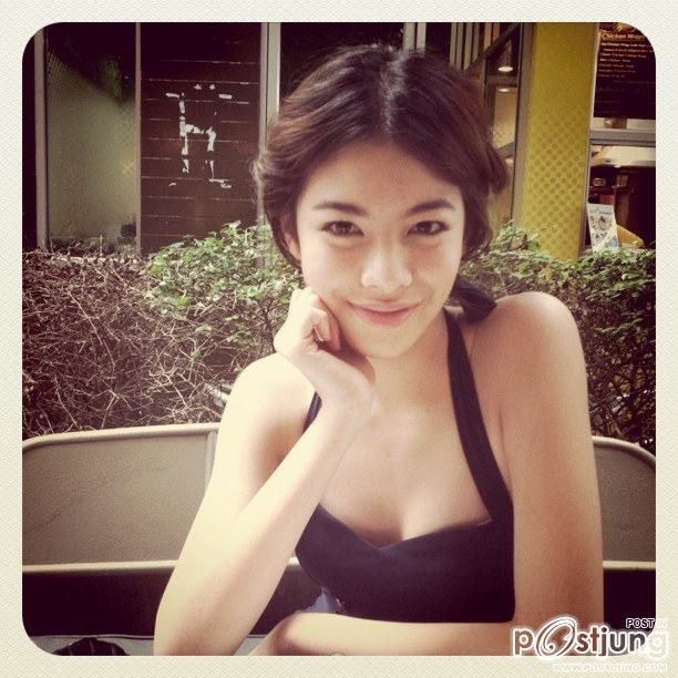 แคทน่ารักที่สุดค่ะ :)