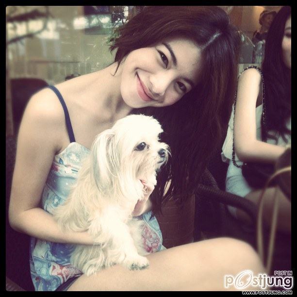 แคทน่ารักที่สุดค่ะ :)