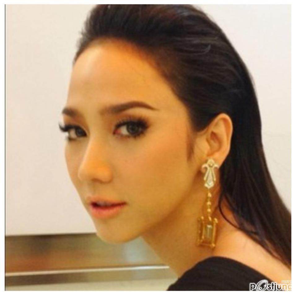 เลิศเลอ &ldquo;AIS World of Champion&rdquo;>> New Instagram Update !!