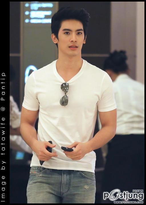 พระเอกXแซก