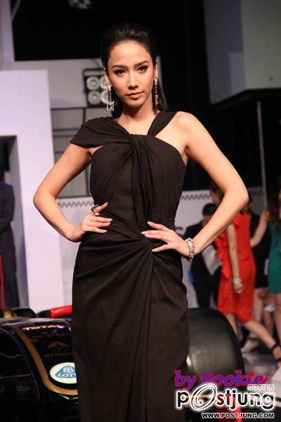 สวยเริ่ดดุจนางพญา @&ldquo;AIS World of Champion&rdquo;!!