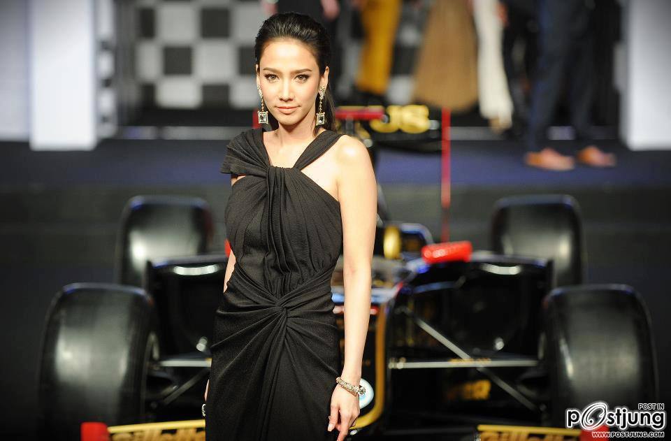 สวยเริ่ดดุจนางพญา @&ldquo;AIS World of Champion&rdquo;!!