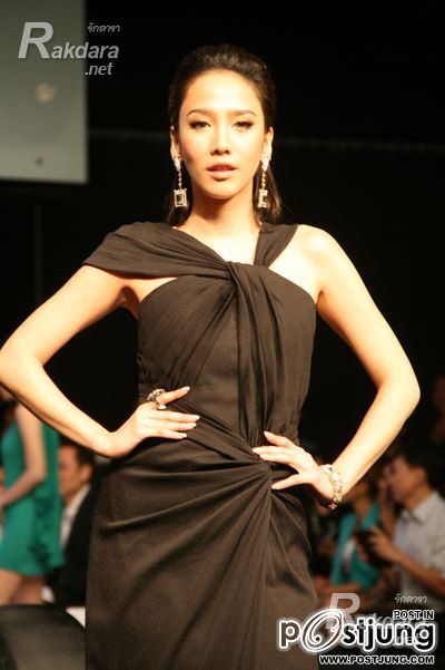 สวยเริ่ดดุจนางพญา @&ldquo;AIS World of Champion&rdquo;!!