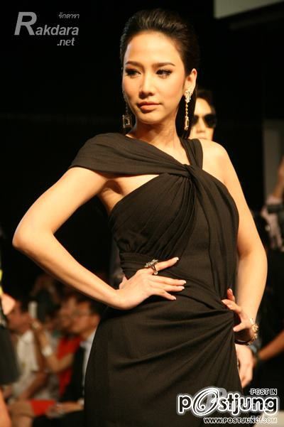 สวยเริ่ดดุจนางพญา @&ldquo;AIS World of Champion&rdquo;!!