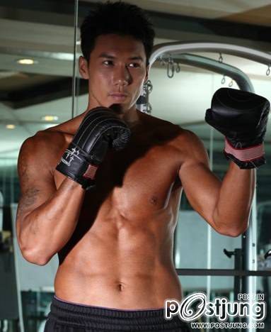 徐剑 หน้าแอบเหมือนjustin Agustin