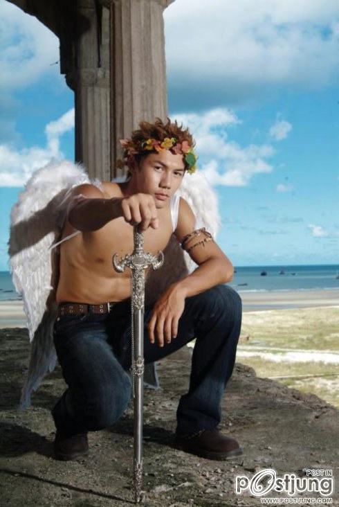 徐剑 หน้าแอบเหมือนjustin Agustin